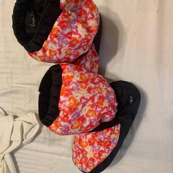 Overboots for pointe/tap shoes;Used 2X before my daughter chose soccer instead. - Picture 3 of 5
